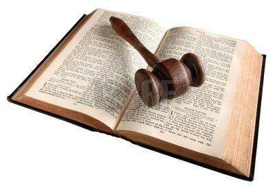 [Eliseu-Antonio-Gomes_EAG_Belverede_judge's+gavel_bY-123rf.jpg]